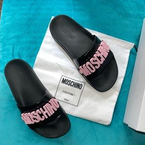 Moschino Slides
